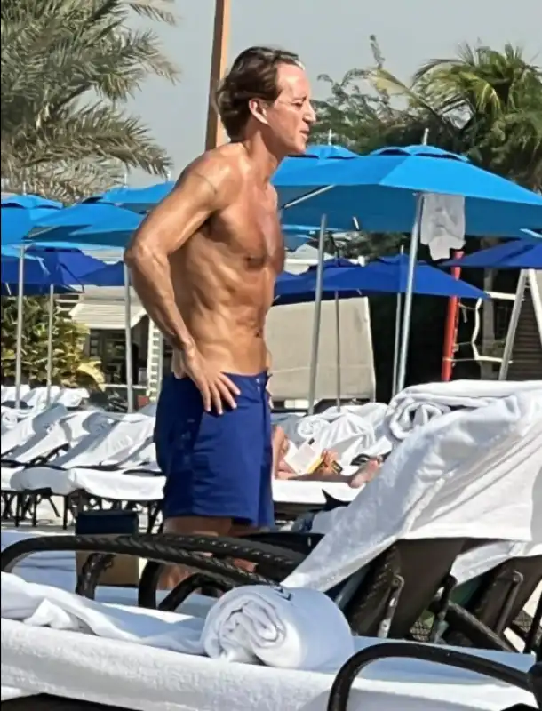 ROBERTO MANCINI A DUBAI