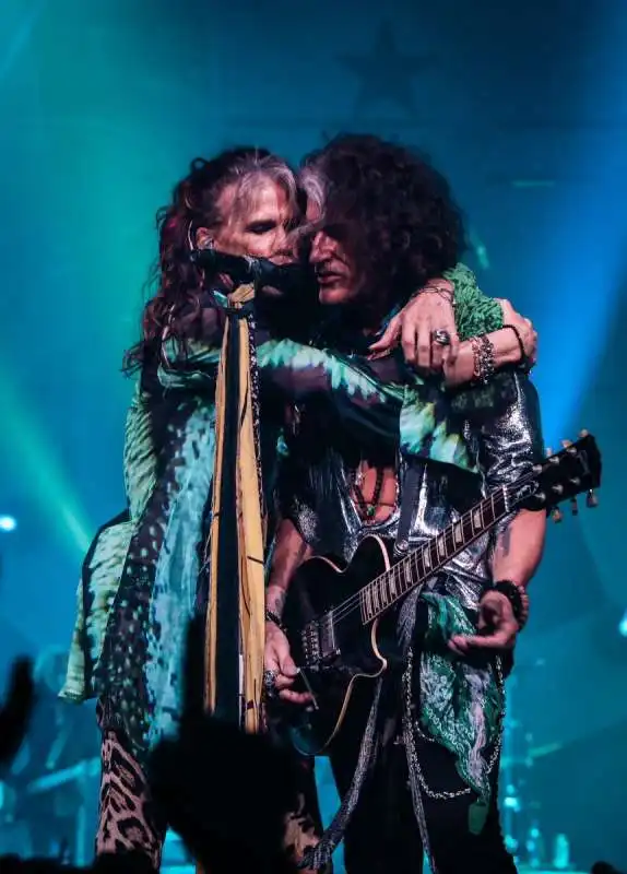 steven tyler joe perry tw