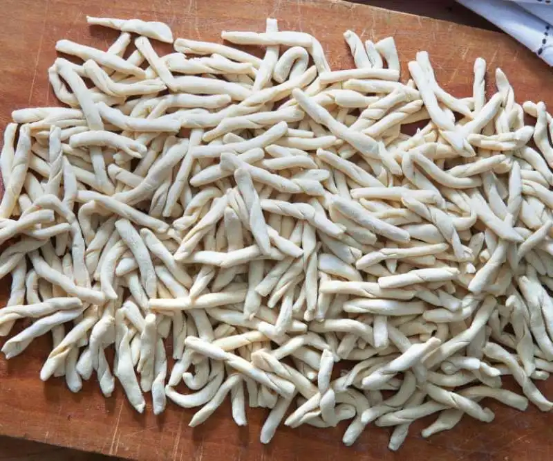 STROZZAPRETI