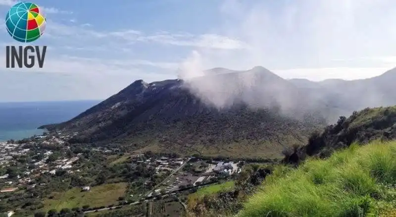 vulcani delle eolie 2