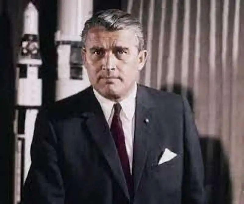 WERNHER VON BRAUN 