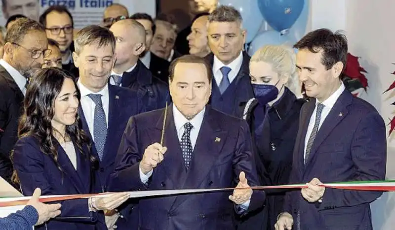 BERLUSCONI INAUGURA LA SEDE DI FORZA ITALIA A MILANO CON LICIA RONZULLI E ALESSANDRO CATTANEO