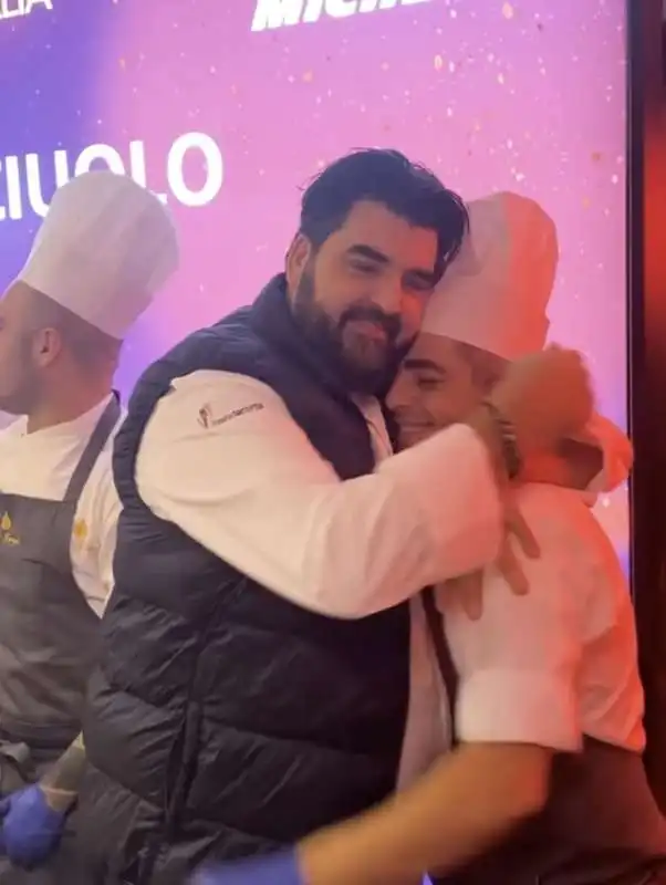 cannavacciuolo festeggia la terza stella michelin 2