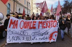 CORTEO DEGLI STUDENTI CONTRO IL GOVERNO MELONI