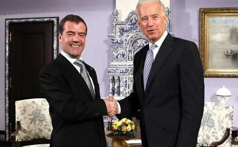 DMITRY MEDVEDEV JOE BIDEN 