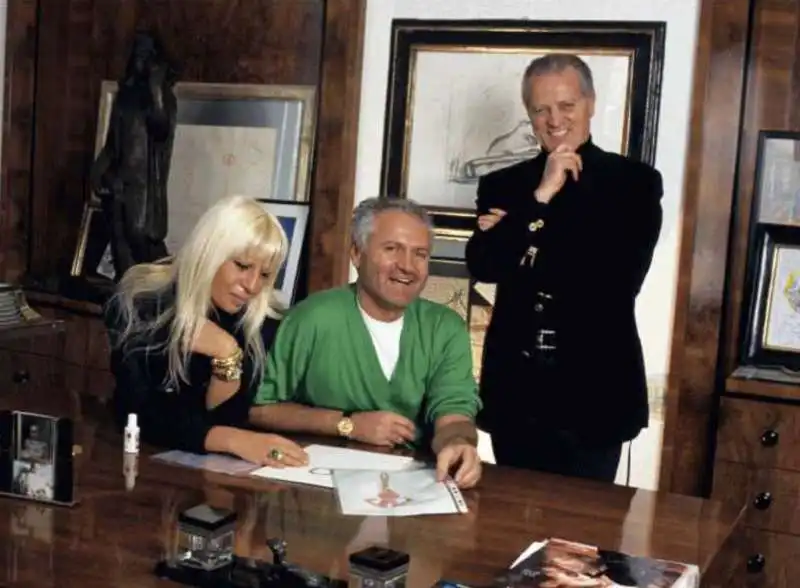 donatella, gianni e santo versace nel 1994