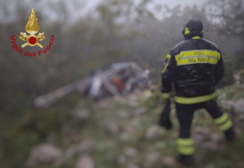 elicottero precipitato a foggia 2