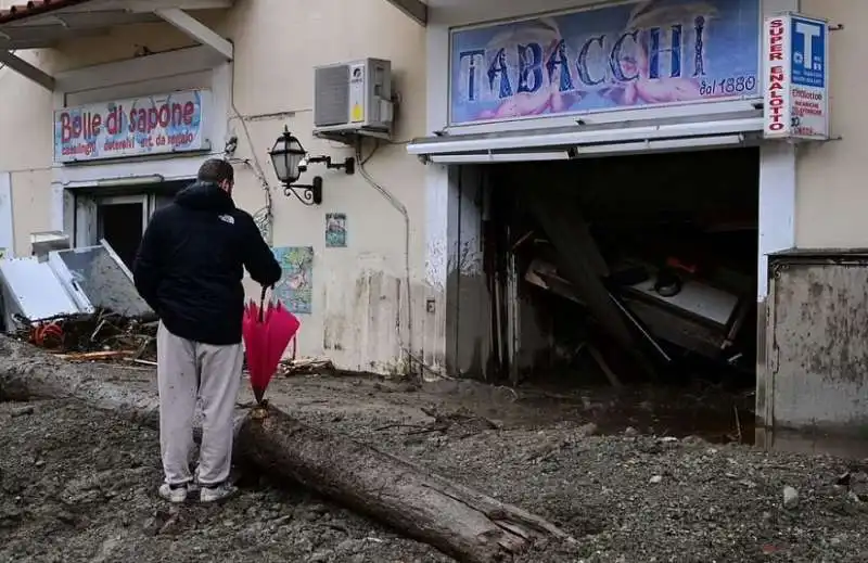 frana a casamicciola terme   ischia   2