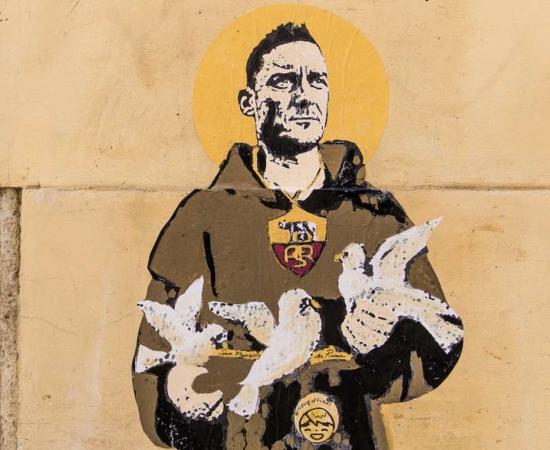 francesco totti murale by tvboy 2