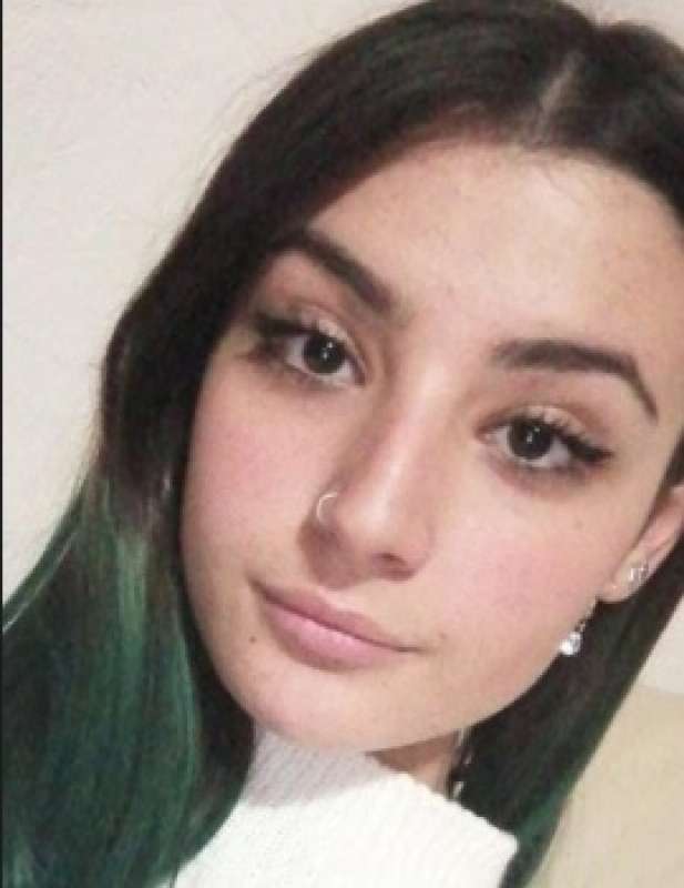 gaia randazzo la ragazza sparita dal traghetto per la sicilia 1