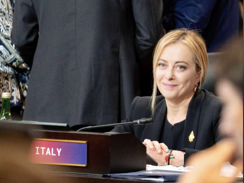 giorgia meloni al g20 di bali.