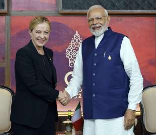 giorgia meloni narendra modi g20 di bali