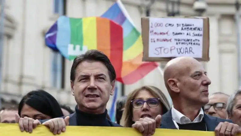 giuseppe conte  manifestazione pace roma