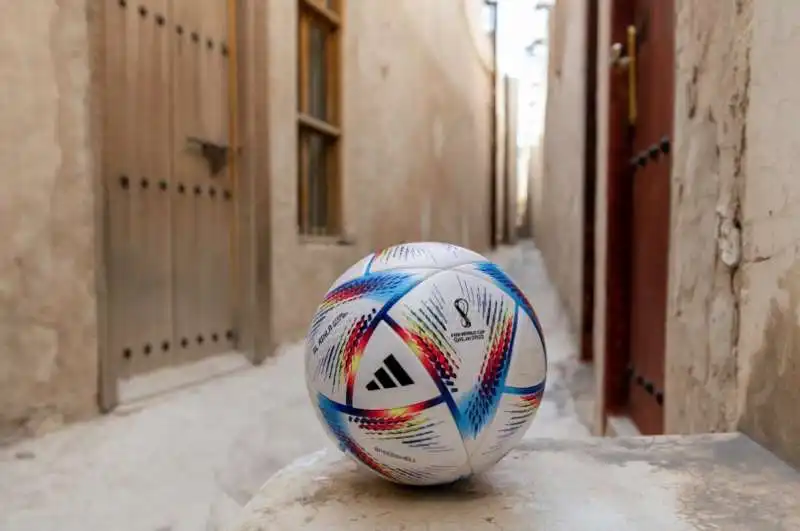 il pallone dei mondiali al rihla 1