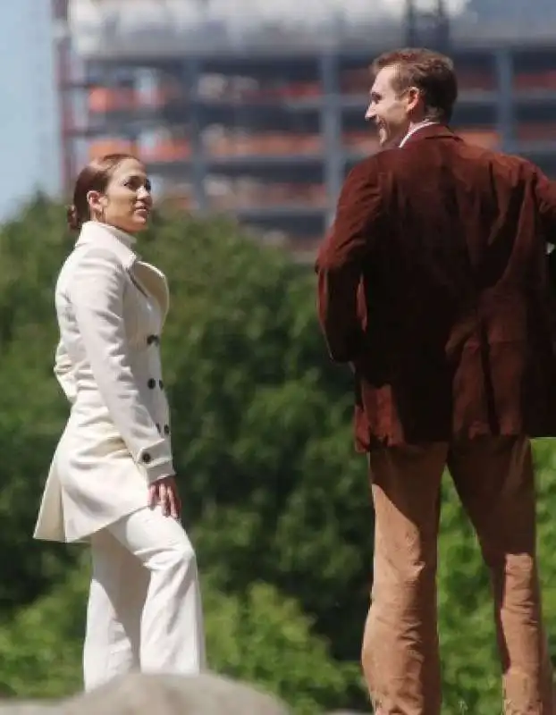 jennifer lopez ralph fiennes 1