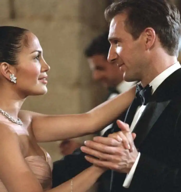 jennifer lopez ralph fiennes 4