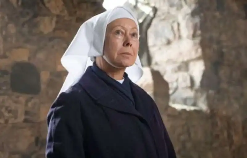 jenny agutter  3