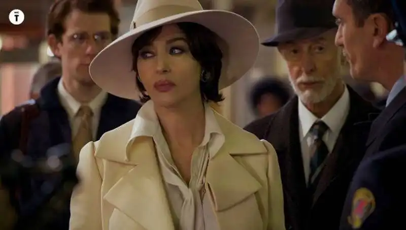 monica bellucci   diabolik – ginko all’attacco 