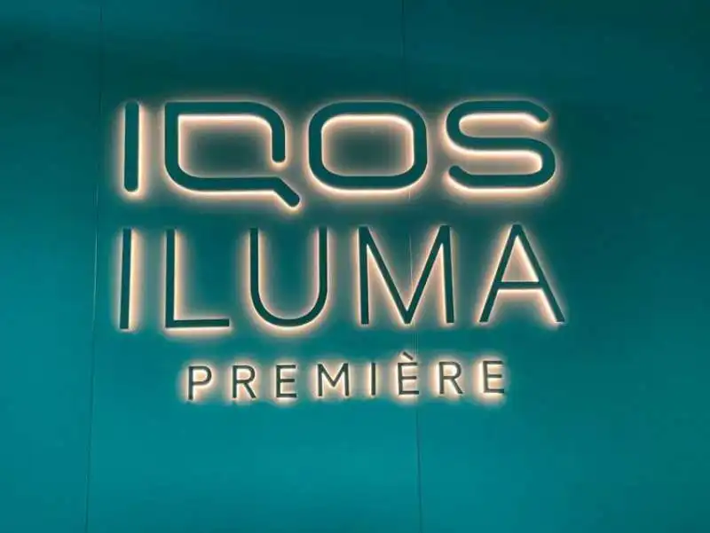 presentazione iqos iluma 