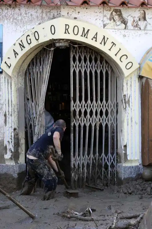 ricerche dei dispersi dopo la frana di casamicciola   17