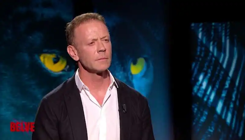 rocco siffredi si commuove a belve 