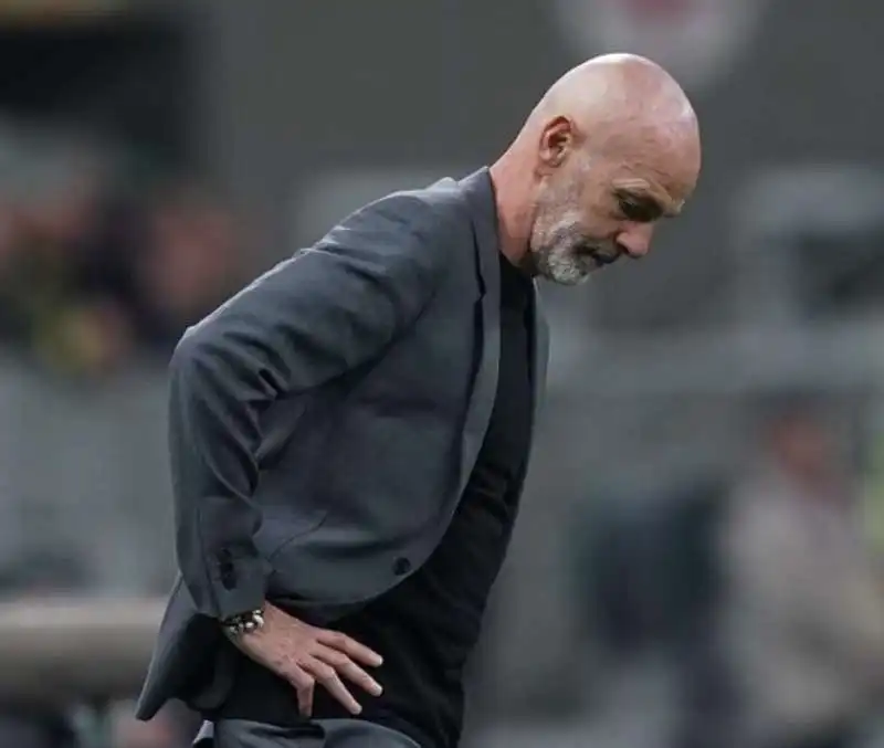 STEFANO PIOLI DURANTE MILAN FIORENTINA