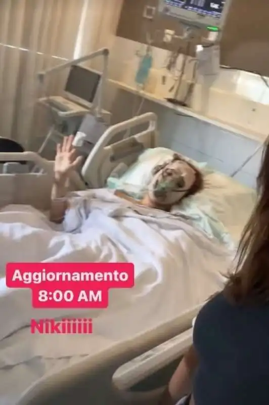 alessandra somensi insieme a nicole del curto in ospedale 2