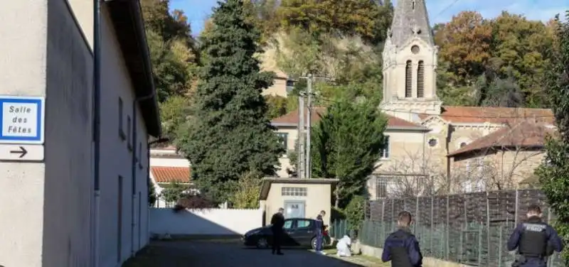 assalto alla feste di paese a crepol