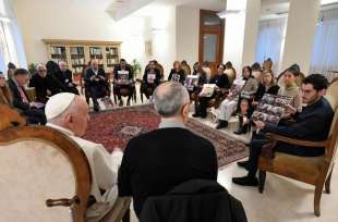 bergoglio incontra una delegazione israeliana e una palestinese 1