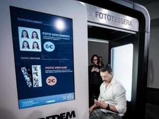 cabine per fototessere smart 4