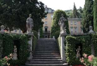 castello di urio sul lago di como 1