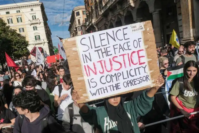 corteo pro palestina a roma   13