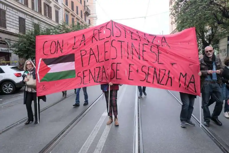 corteo pro palestina a roma   18