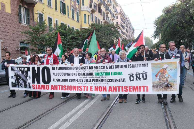 corteo pro palestina a roma 2