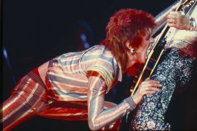 david bowie mick ronson hammersmith concert