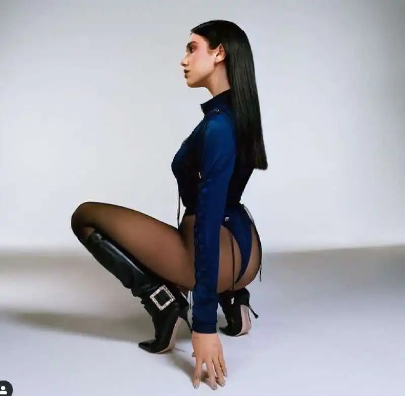 dua lipa 6