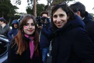 elly schlein alla manifestazione contro il patriarcato a roma