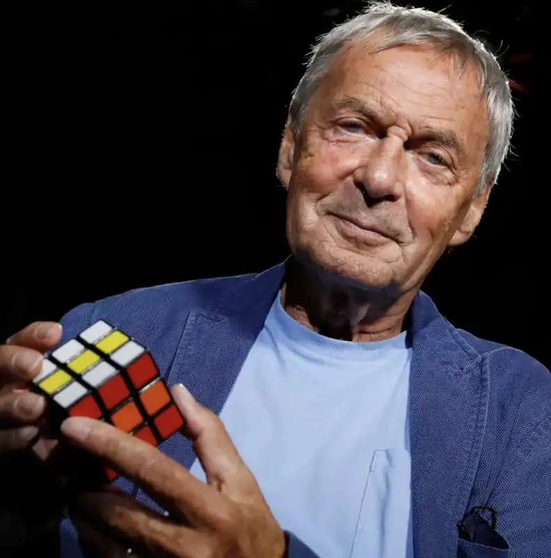 erno rubik 10