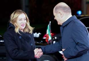 giorgia meloni olaf scholz 2