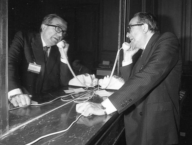 GIULIO ANDREOTTI AL TELEFONO