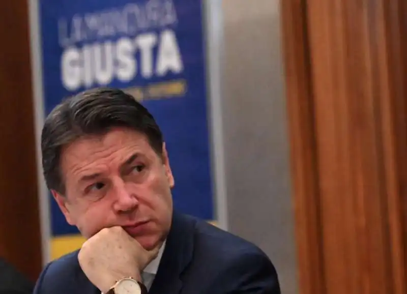 giuseppe conte presenta la contromanovra   4