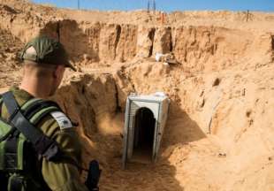 i tunnel di hamas sotto gaza 1