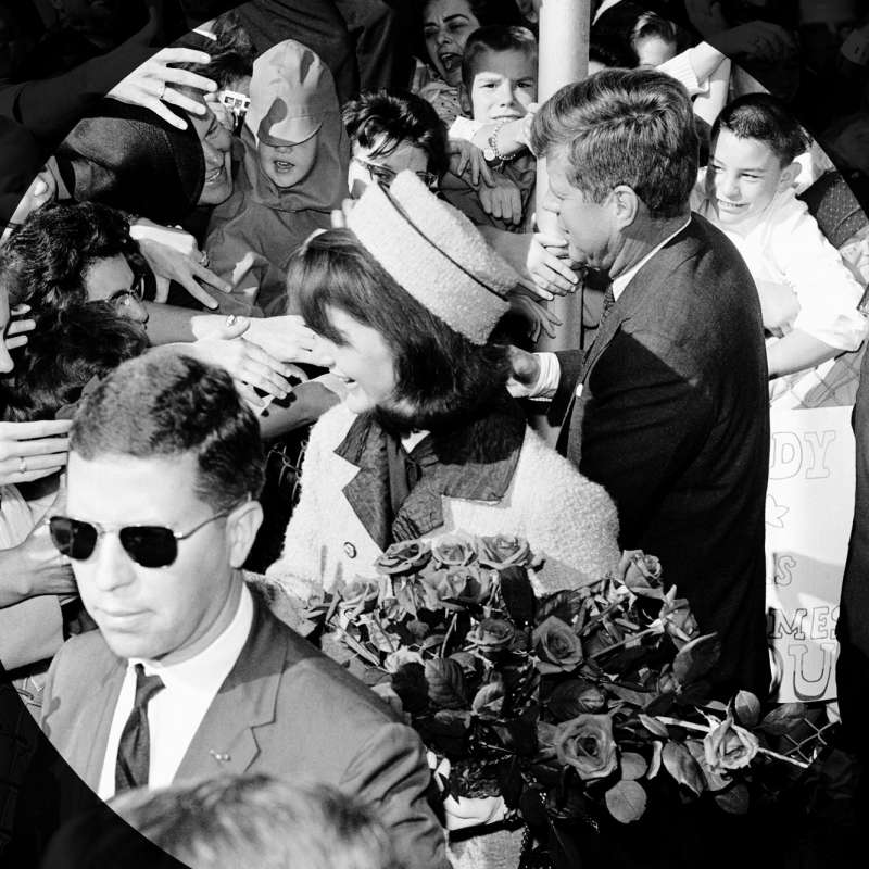 john e jackie kennedy arrivo a dallas (3)