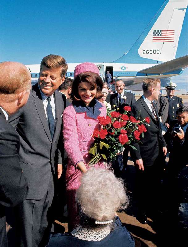 john jackie kennedy lyndon johnson arrivo a dallas