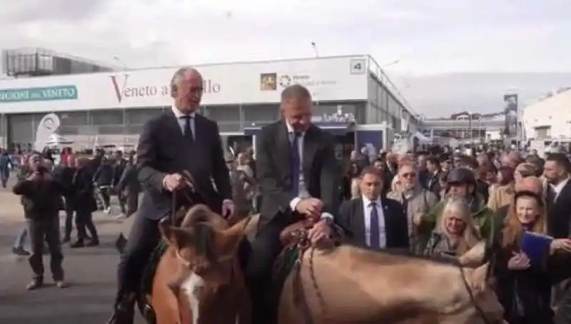 luca zaia e francesco lollobrigida - fieracavalli verona 