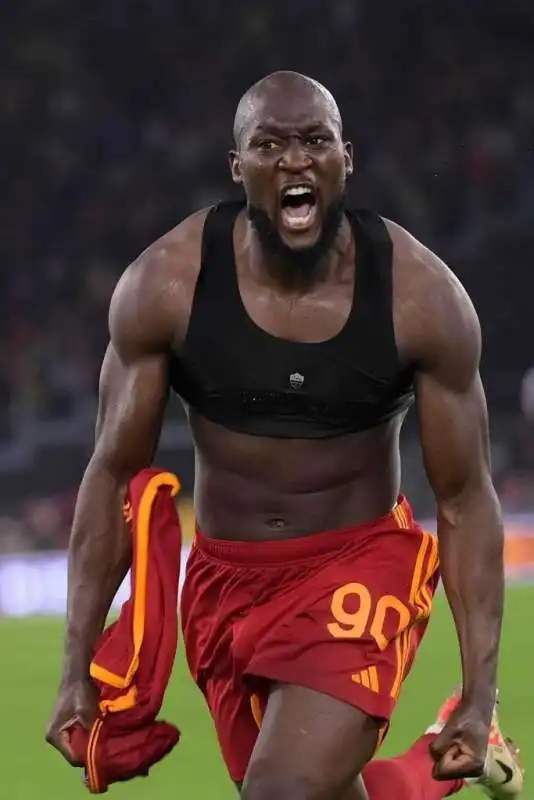 LUKAKU 4