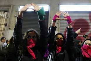 manifestazione contro la violenza sulle donne e il patriarcato a roma 28