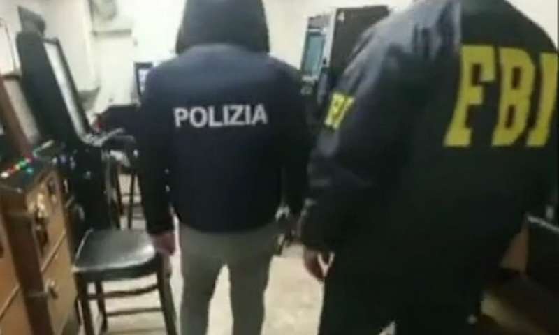 polizia e fbi 1