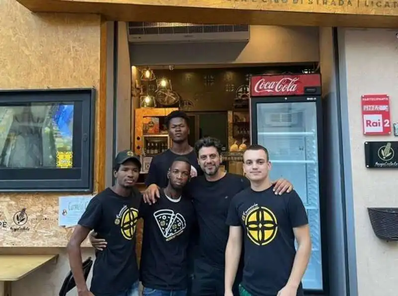 razzismo in pizzeria a licata 1