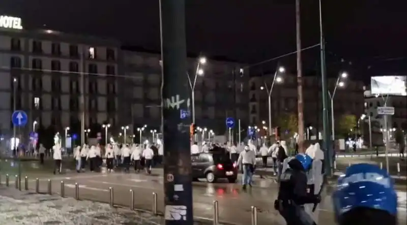 tifosi dell union berlino a napoli 2